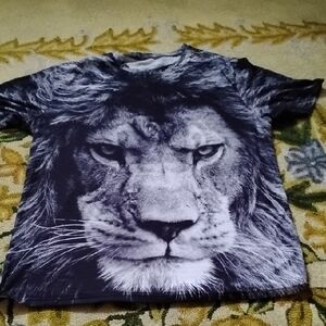Source Unknown Black and Gray Lion Print Tee